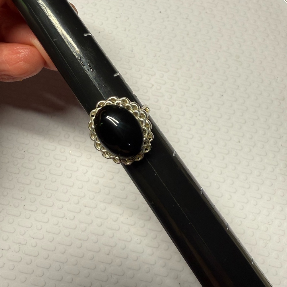 56.)Elegant Black Silver Ring Onyx, sterling